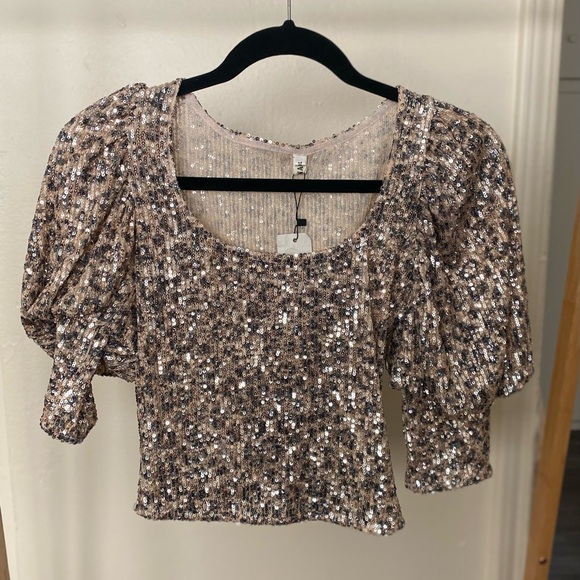 NWT! Sequin Crop Top - Picture 2 of 5